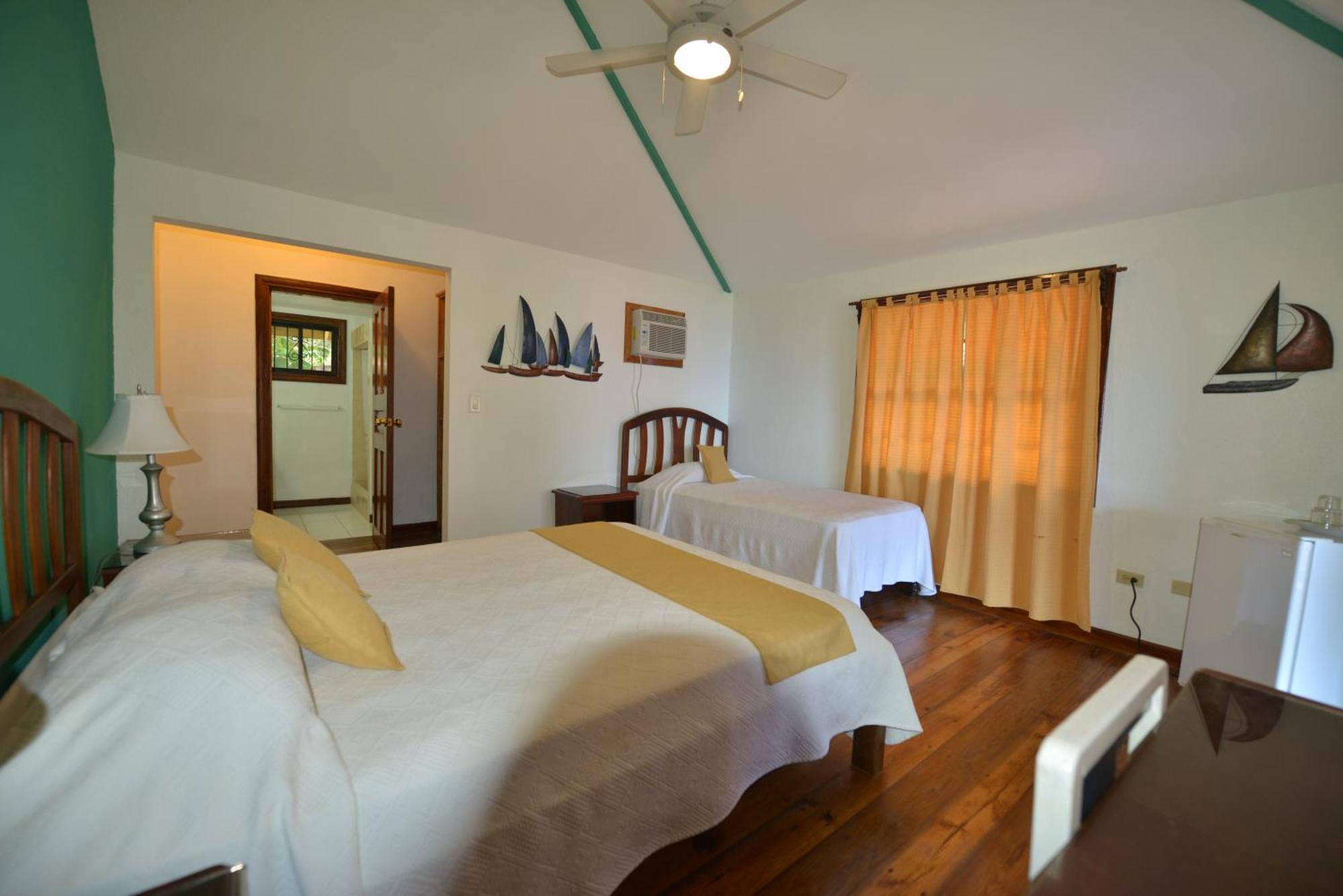 Seagrape Plantation Resort & Dive Center West End Phòng bức ảnh